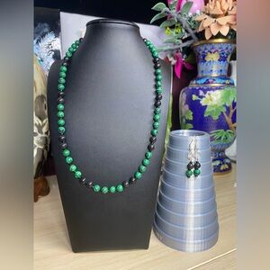 Handmade malachite w/ black stone beaded necklace